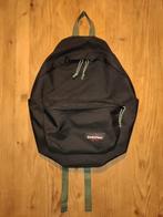 Eastpak rugzak - Zwart/Groen - 24L - Zo goed als nieuw, Sieraden, Tassen en Uiterlijk, Tassen | Rugtassen, 25 tot 40 cm, Ophalen of Verzenden