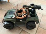 Action man jeep en twee action mannen met kleding, Ophalen of Verzenden, Zo goed als nieuw