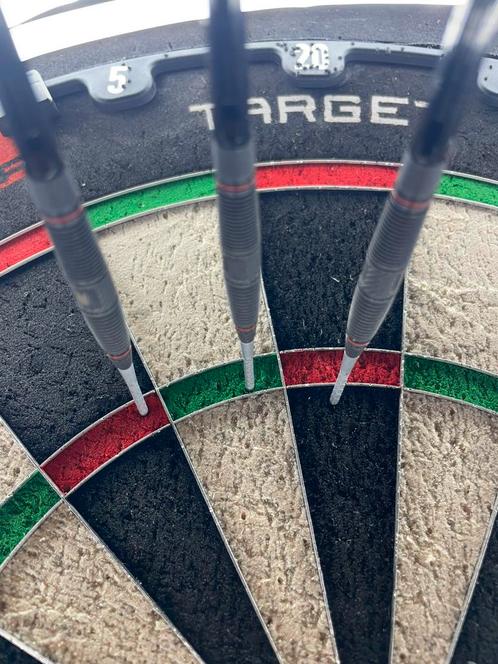 Target 24 gram Scope 04 torpedo dartpijlen 90% Tungsten dart, Sport en Fitness, Darts, Zo goed als nieuw, Pijlen, Ophalen of Verzenden