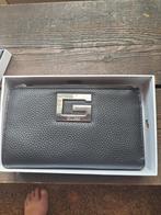 Nieuwe Guess clutch, Sieraden, Tassen en Uiterlijk, Portemonnees, Ophalen of Verzenden, Nieuw, Zwart, Guess