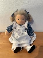 Handgemaakte Pop in Waldorfstijl met Blauwe Jurk, Verzamelen, Ophalen of Verzenden, Nieuw, Pop