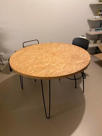Ronde OSB Tafel - 120cm, Zwarte Poten