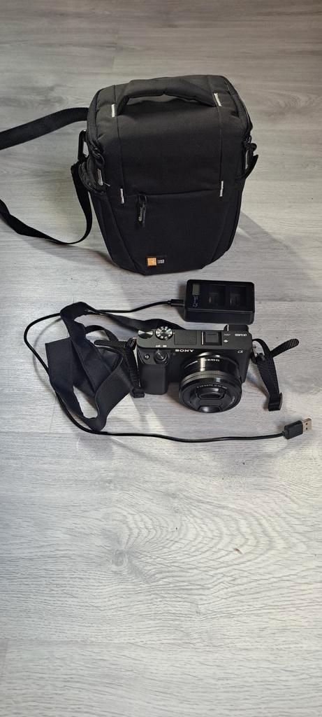 Sony a6400 met 16/50mm lens, Audio, Tv en Foto, Fotocamera's Digitaal, Zo goed als nieuw, Compact, Sony, 4 t/m 7 keer, Ophalen of Verzenden