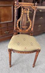 Prachtige antieke stoel, 17e eeuw, muzieknoot houtsnijwerk, Antiek en Kunst, Antiek | Meubels | Stoelen en Banken, Ophalen