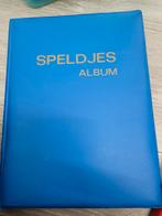 Vintage speldjesalbum, Verzamelen, Speldjes, Pins en Buttons, Ophalen, Zo goed als nieuw, Overige onderwerpen