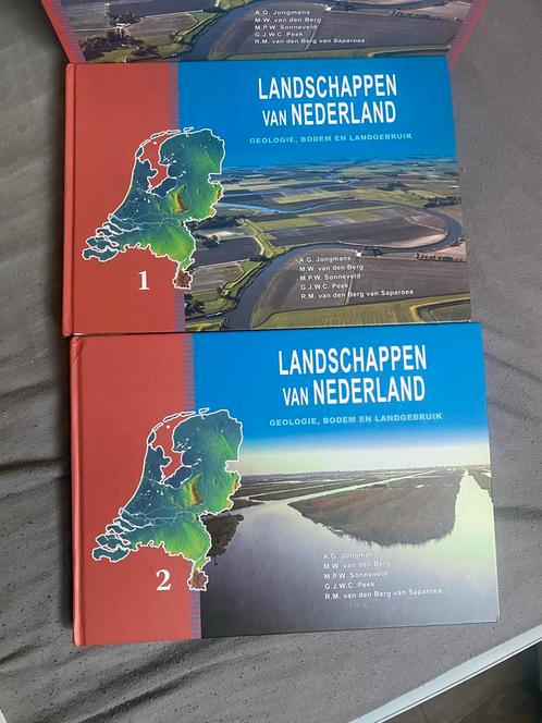 Landschappen van Nederland (complete set), Boeken, Atlassen en Landkaarten, Zo goed als nieuw, Overige atlassen, Nederland, 2000 tot heden
