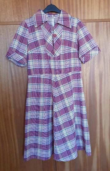 Vintage C&A geruite jurk diverse kleuren 44 izgst  beschikbaar voor biedingen