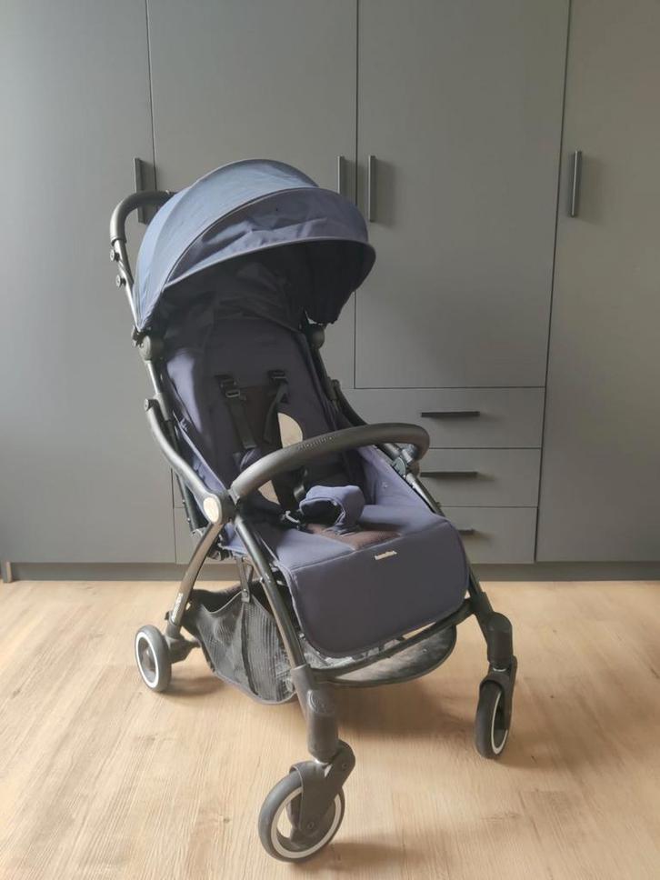 Hamilton buggy donkerblauw Magic Fold, Kinderen en Baby's, Buggy's, Gebruikt, Verstelbare rugleuning, Zonnekap, Ophalen