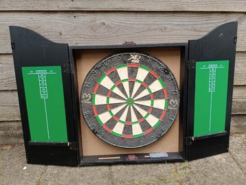 XQmax Michael van Gerwen dartbord kabinet beschikbaar voor biedingen