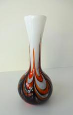 Glazen vaas wit opaline met oranje en zwart Florence 2865-g, Ophalen of Verzenden