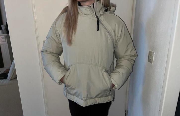 Woolrich jas maat xs, Kleding | Dames, Jassen | Winter, Gedragen, Maat 34 (XS) of kleiner, Beige, Ophalen of Verzenden