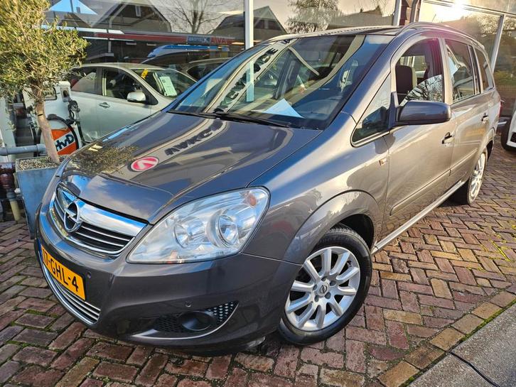 Opel Zafira 1.6 Temptation,trekhaak,navigatie, Auto's, Opel, Te koop, Zafira, ABS, Airbags, Airconditioning, Boordcomputer, Centrale vergrendeling
