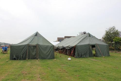 2 Legertenten, Caravans en Kamperen, Tenten, meer dan 6, Gebruikt, Ophalen