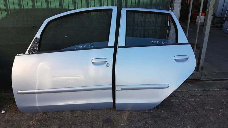 Mitsubishi colt portieren lv+la bj 2004, Auto-onderdelen, Carrosserie en Plaatwerk, Deur, Gebruikt, Ophalen of Verzenden