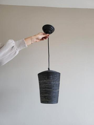 Kleine Hanglamp beschikbaar voor biedingen