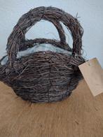 Nieuwe decoratieve mand van takken, Ophalen, Mand, Rond, Nieuw