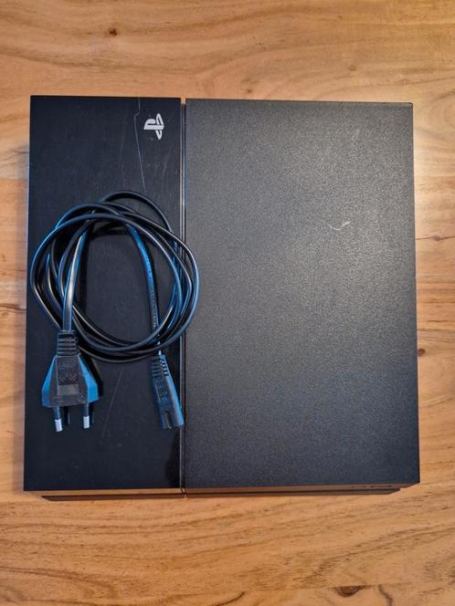 Sony PlayStation 4 / 500 GB
Met 3 spelletjes!, Spelcomputers en Games, Spelcomputers | Sony PlayStation 4, Zo goed als nieuw, Original