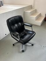 Vintage design lederen stoel BUITENKANS!, Minder dan 75 cm, Gebruikt, Leer, 50 tot 75 cm