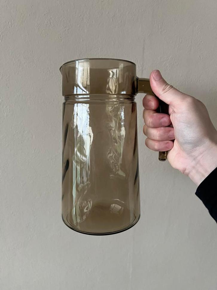 Vintage karaf Luminarc France rookglas swirl retro 70s, Huis en Inrichting, Keuken | Keukenbenodigdheden, Zo goed als nieuw, Ophalen of Verzenden