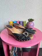Vintage leren klomp sandalen met gesp detail, Kleding | Dames, Schoenen, Vintage, Vintage, Zo goed als nieuw, Vintage