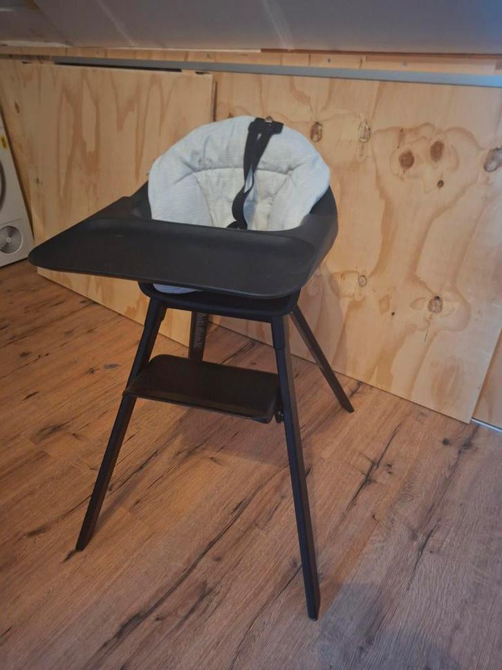 Stokke kinderstoel met afneembaar blad, Kinderen en Baby's, Kinderstoelen, Zo goed als nieuw, Meegroeistoel, Afneembaar eetblad