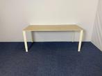 1x Bureau Ahrend 700, eiken blad, wit onderstel, 180 x 80 cm