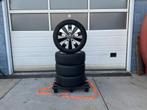 Mercedes  Vito.  V. Klasse.  E.Vito  Zomerset  225 - 55 - 17, Banden en Velgen, 17 inch, Ophalen of Verzenden, Bestelwagen