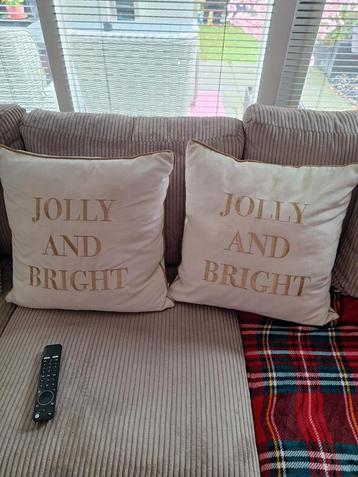 2 riviera maison kerst kussens beschikbaar voor biedingen