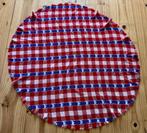 Vintage Rond Tafelkleed rood wit met blauwe hartjes 130 cm, Ophalen of Verzenden, Zo goed als nieuw, Rond