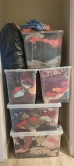 Veel kleding kids! 5 grote tonnen en een vuilniszak, Ophalen, Zo goed als nieuw