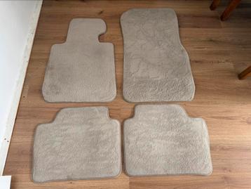 Matten Bmw F30/F31/F34/F35 origineel beschikbaar voor biedingen