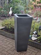 Hoge plantenbak terracotta, zwaar
Antraciet/zwart, Tuin en Terras, Bloembakken en Plantenbakken, Ophalen, Tuin, Steen, Minder dan 60 cm
