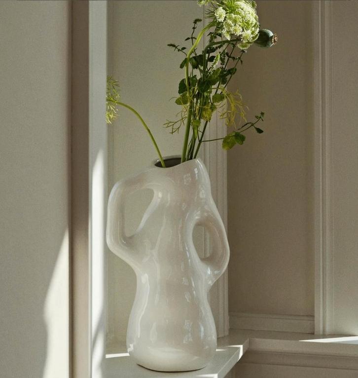 Broste Copenhagen Vaas - Stijlvol Design, Huis en Inrichting, Woonaccessoires | Vazen, Zo goed als nieuw, Wit, Minder dan 50 cm