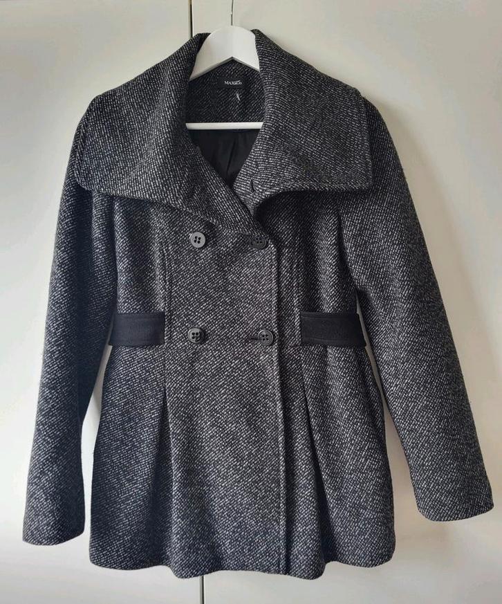 Max & Co jas in maat 36 of slanke 38 Max Mara, Kleding | Dames, Jassen | Winter, Zo goed als nieuw, Maat 36 (S), Zwart, Ophalen of Verzenden