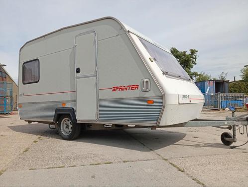 Beyerland 380 B lichtgewicht caravan met jaar oude tent !!, Caravans en Kamperen, Caravans, Particulier, tot en met 4, 500 - 750 kg