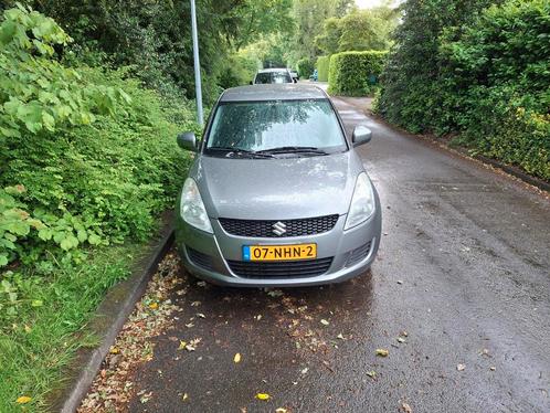Suzuki Swift 1.2 5-D 2010 Grijs, Auto's, Suzuki, Particulier, Swift, Benzine, A, Hatchback, Handgeschakeld, Origineel Nederlands