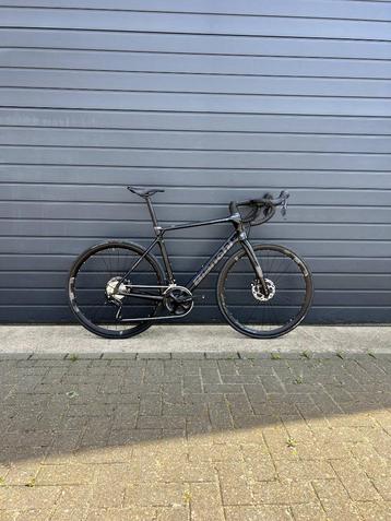 Bianchi Infinito XE 105 Disc carbon racefiets MEGA KORTING beschikbaar voor biedingen