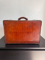 Vintage kroko koffer, Antiek en Kunst, Antiek | Overige Antiek, Verzenden
