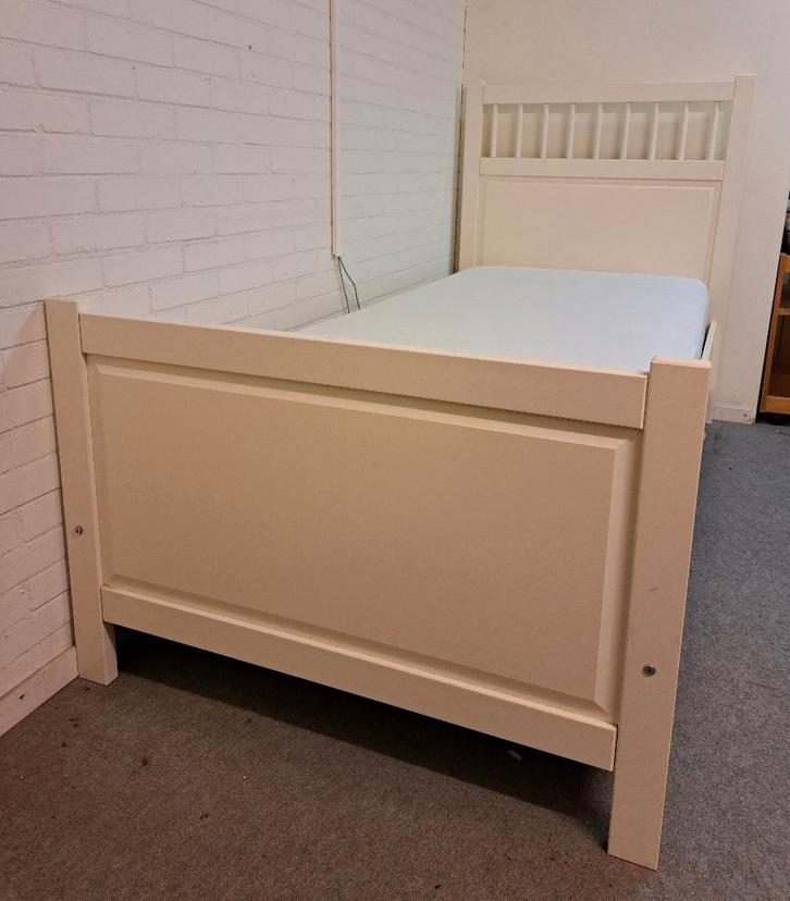 Ikea Hemnes 1-persoons bed, Huis en Inrichting, Slaapkamer | Bedden, Gebruikt, Eenpersoons, 90 cm, 200 cm, Hout, Wit, Ophalen