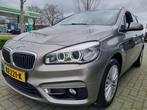 BMW 2-serie Active Tourer 220i High Executive Panodak Sportl, Auto's, BMW, Te koop, Zilver of Grijs, Benzine, 73 €/maand