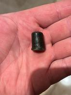 Bodemvondst vingerhoed mal lood, Ophalen of Verzenden