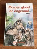 J.G. Veenhof - Morgen gloort de dageraad (deel 2), Ophalen of Verzenden, Zo goed als nieuw