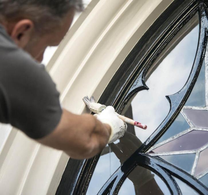 Vakkundige Binnenschilder – Arnhem, Nijmegen, Utrecht etc., Diensten en Vakmensen, Schilders en Behangers, Behangen, Binnenschilderwerk