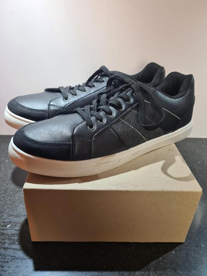 Zwarte sneakers voor heren – Casual en moderne look, Kleding | Heren, Schoenen, Nieuw, Veterschoenen, Zwart, Ophalen of Verzenden