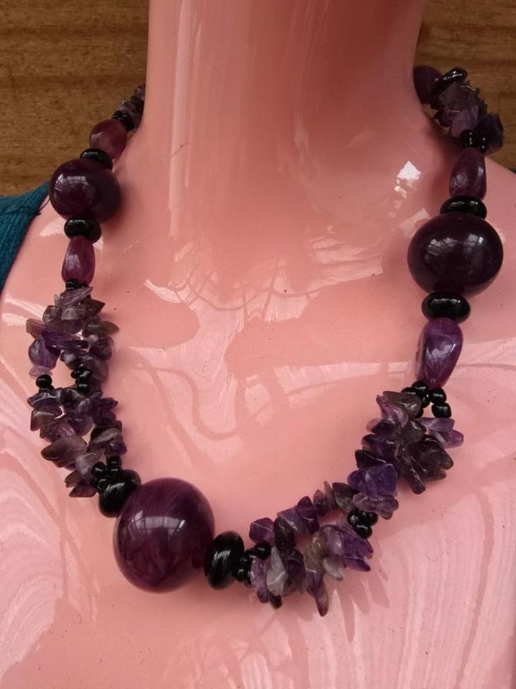 Ketting met amethist en kralen, Sieraden, Tassen en Uiterlijk, Kettingen, Zo goed als nieuw, Steen of Mineraal, Paars, Met edelsteen