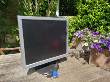 Belinea 1705 S1 monitor type 10001 beschikbaar voor biedingen