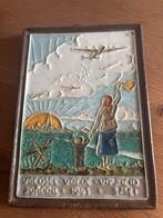 Delfts Blauw Tegel Voedseldropping 1945, Antiek en Kunst, Antiek | Wandborden en Tegels, Ophalen of Verzenden