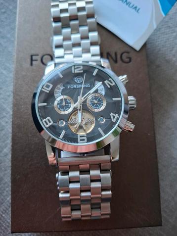 Mooie vintage horloge automaat beschikbaar voor biedingen