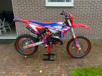 Beta rr 50 enduro racing 2024, Fietsen en Brommers, Brommers | Crossbrommers, Ophalen, Zo goed als nieuw, Overige merken