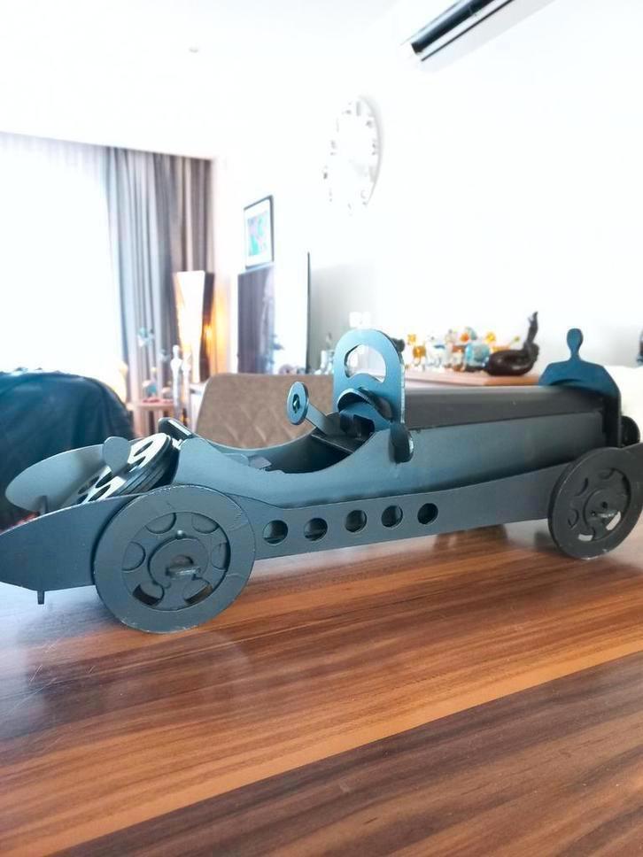 Beeld stoere smeedijzeren oldtimer sportwagen, Antiek en Kunst, Curiosa en Brocante, Ophalen of Verzenden